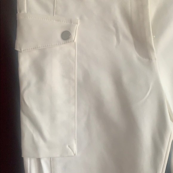 White pants - Picture 4 of 4